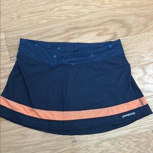 Patagonia Women's Navy and Orange Skirt